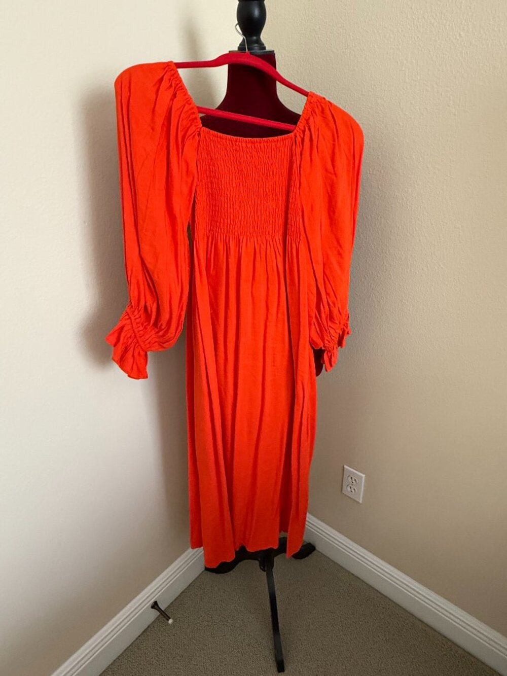 OPI Orange Dress